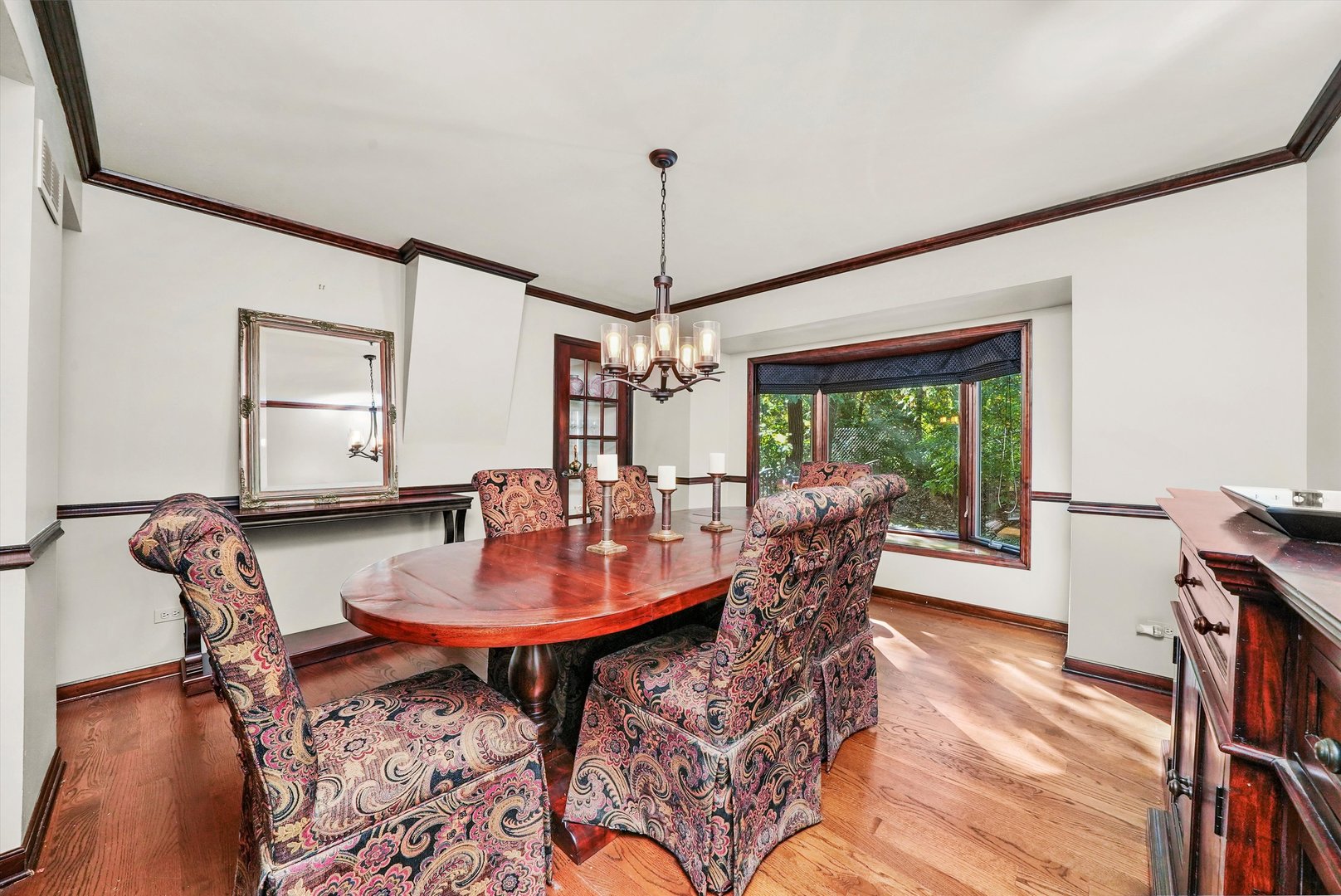 23W121 Kings Court Glen Ellyn, IL 60137 - Photo 12 of 45