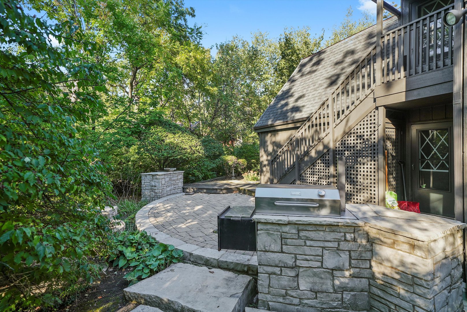 23W121 Kings Court Glen Ellyn, IL 60137 - Photo 34 of 45