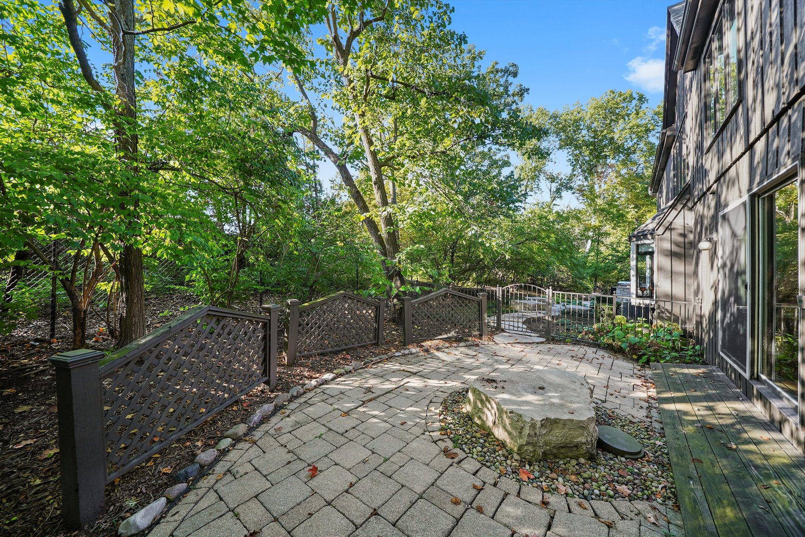 23W121 Kings Court Glen Ellyn, IL 60137 - Photo 36 of 45