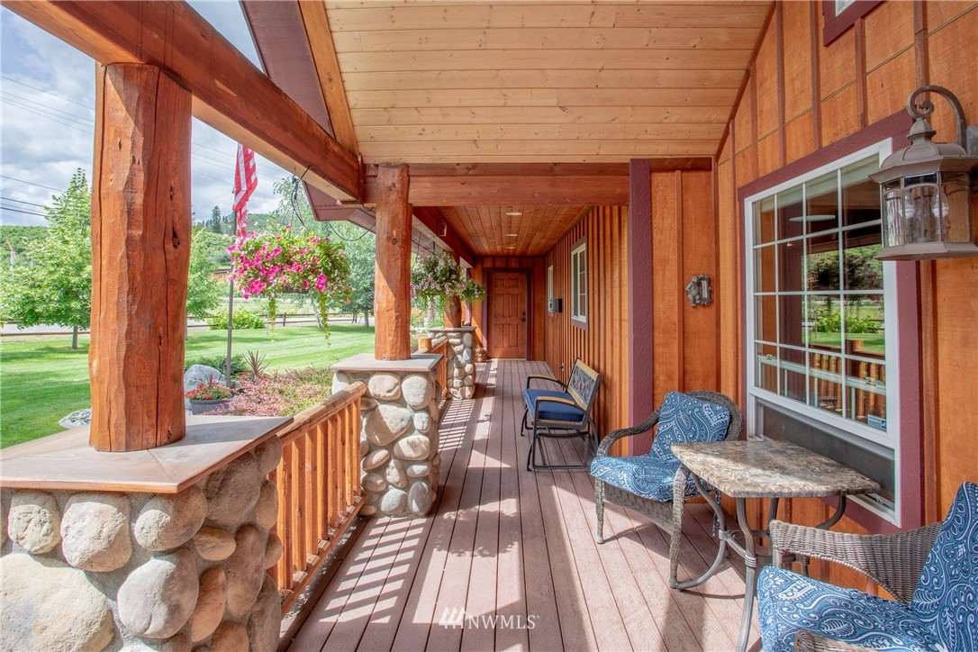 9922 Saunders Road Peshastin, WA 98847 - Photo 5 of 25 Gallery Image 5