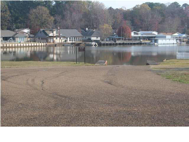 530 Old Rice Road Madison, MS 39110 - Photo 12 of 16 1 of 2 boat launches in the neighborhood