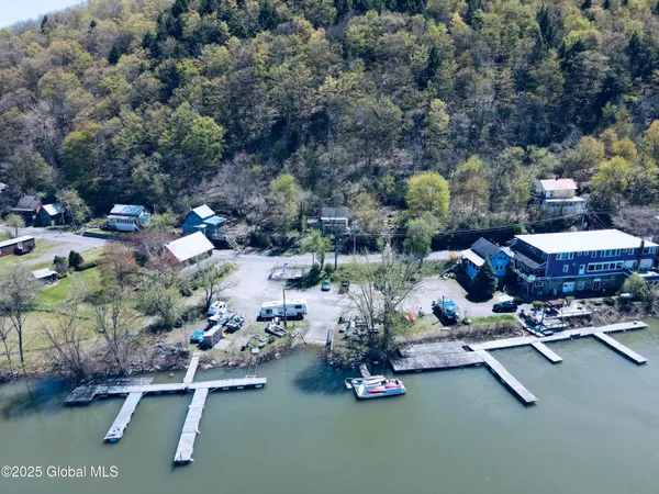 $799,900 | 82 North Williams Street, Whitehall, NY 12887