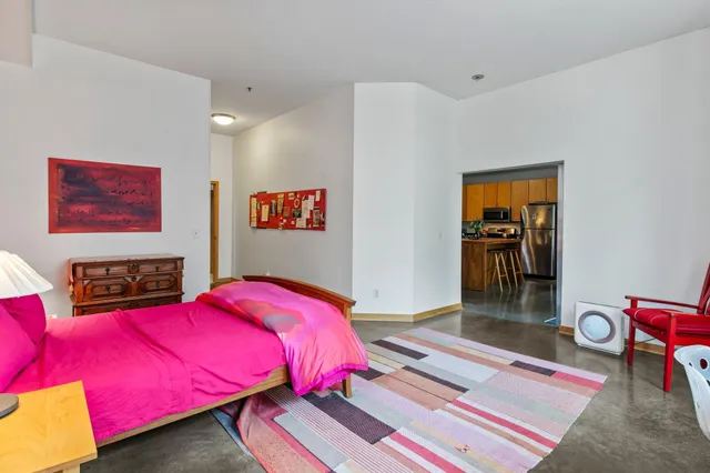 $275,000 | 2650 University Avenue West, Unit 1, St. Paul, MN 55114