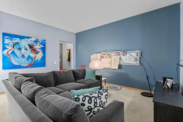 $275,000 | 2650 University Avenue West, Unit 1, St. Paul, MN 55114