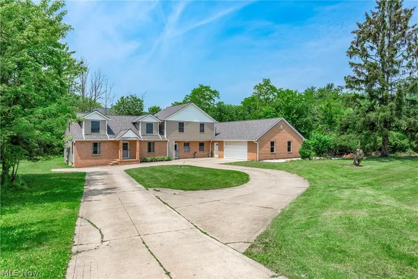 $575,000 | 9990 Broadview Road, Broadview Heights, OH 44147