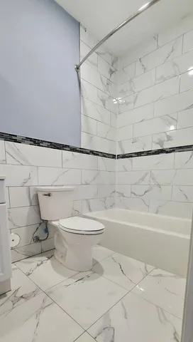 $3,700 | 220 William Street, Harrison, NJ 07029