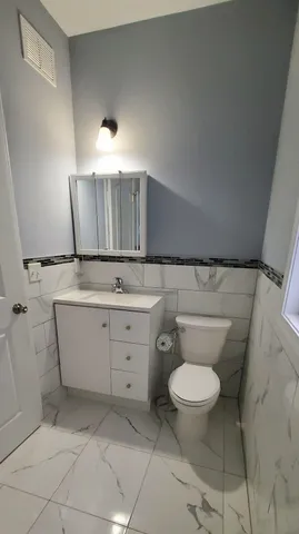 $3,700 | 220 William Street, Harrison, NJ 07029