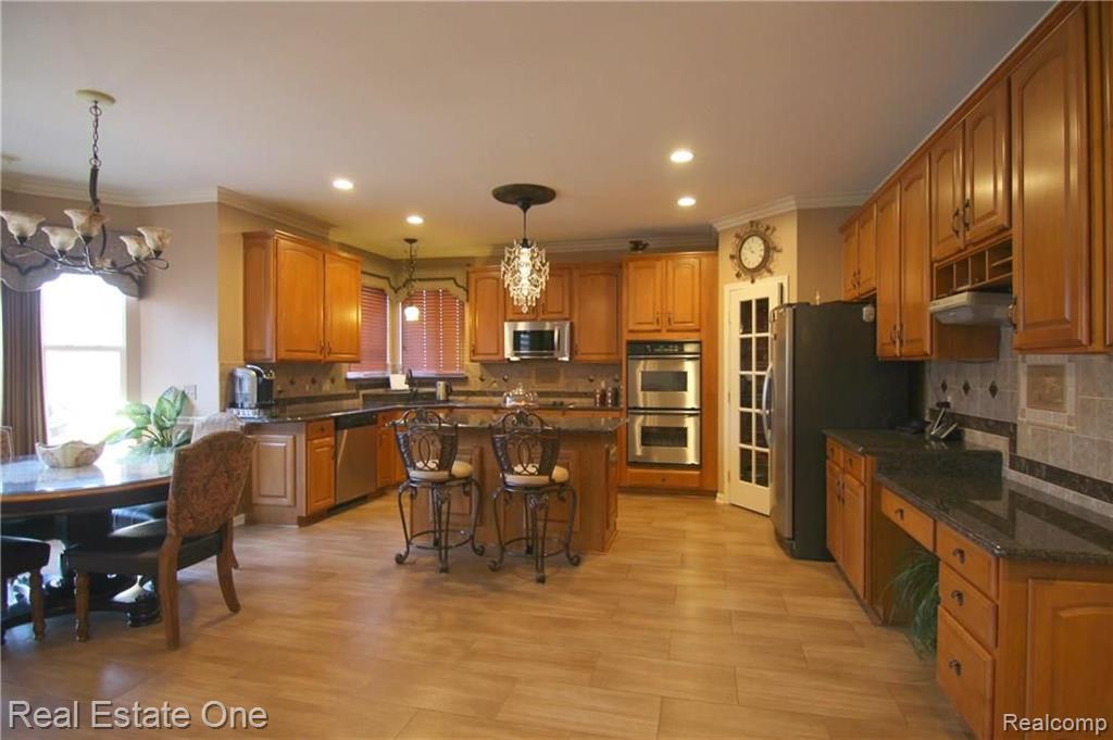 3046 Penn Court Rochester Hills, MI 48307 - Photo 10 of 38
