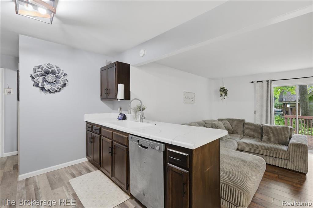 5639 Cross Village Road Grand Blanc, MI 48439 - Photo 16 of 30