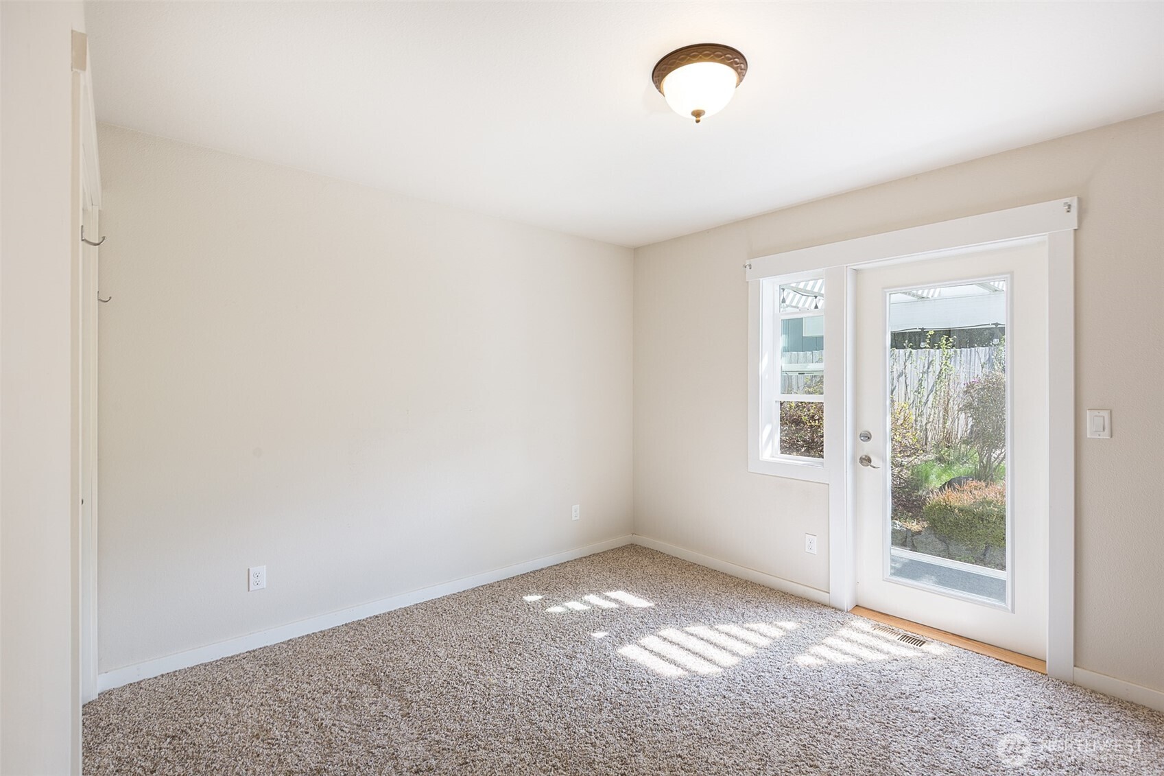 306 Taylor Boulevard Sequim, WA 98382 - Photo 28 of 33