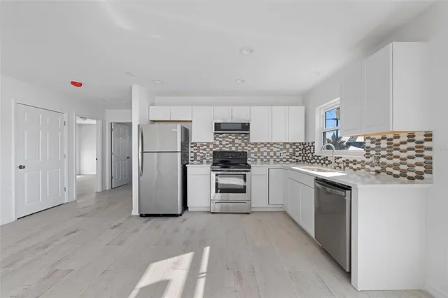 $1,950,000 | 2210 Avenue C, Unit A & B, Bradenton Beach, FL 34217