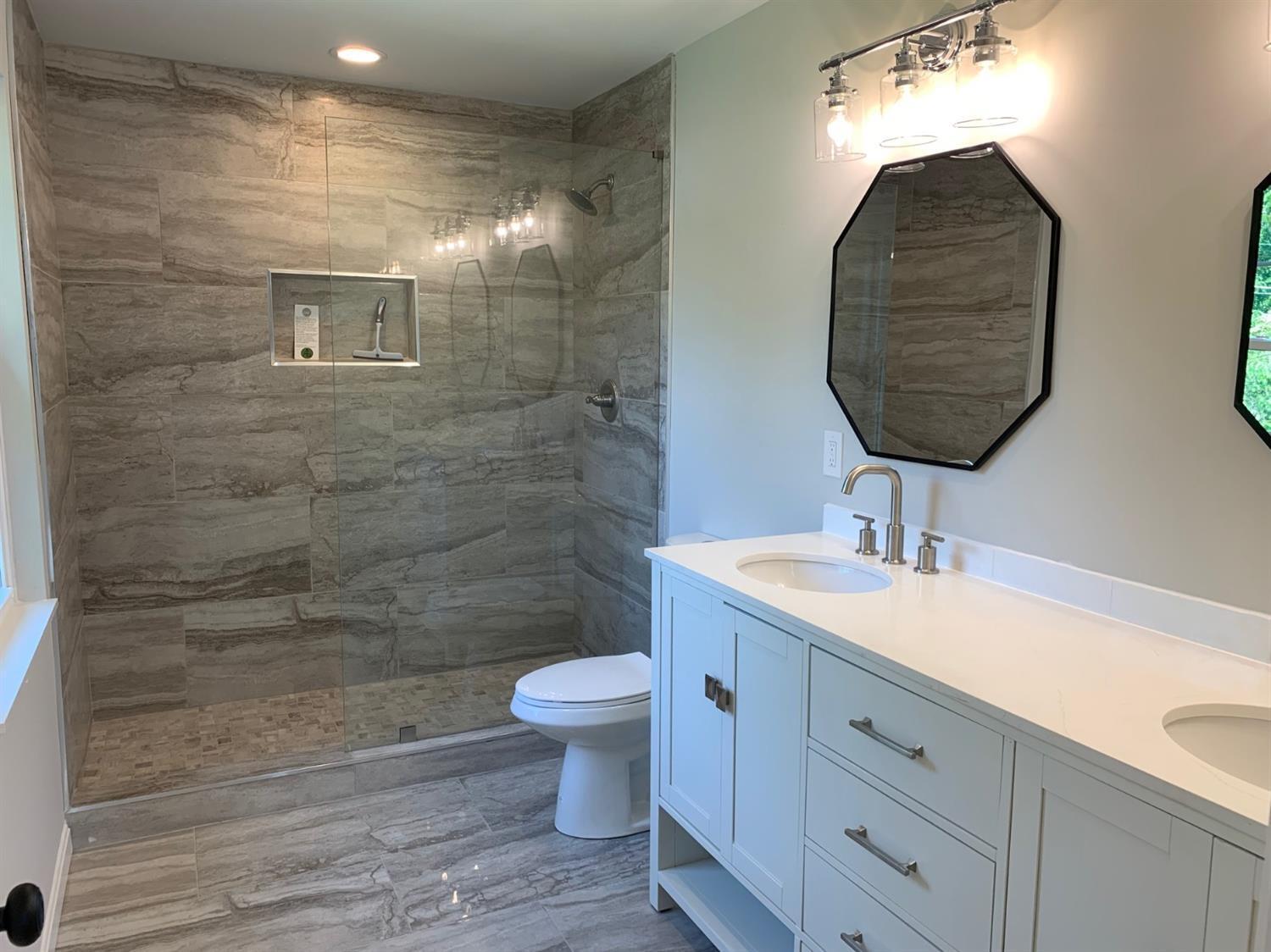 7626 Forest Road Cincinnati, OH 45255 - Photo 14 of 20 Gallery Image 14
