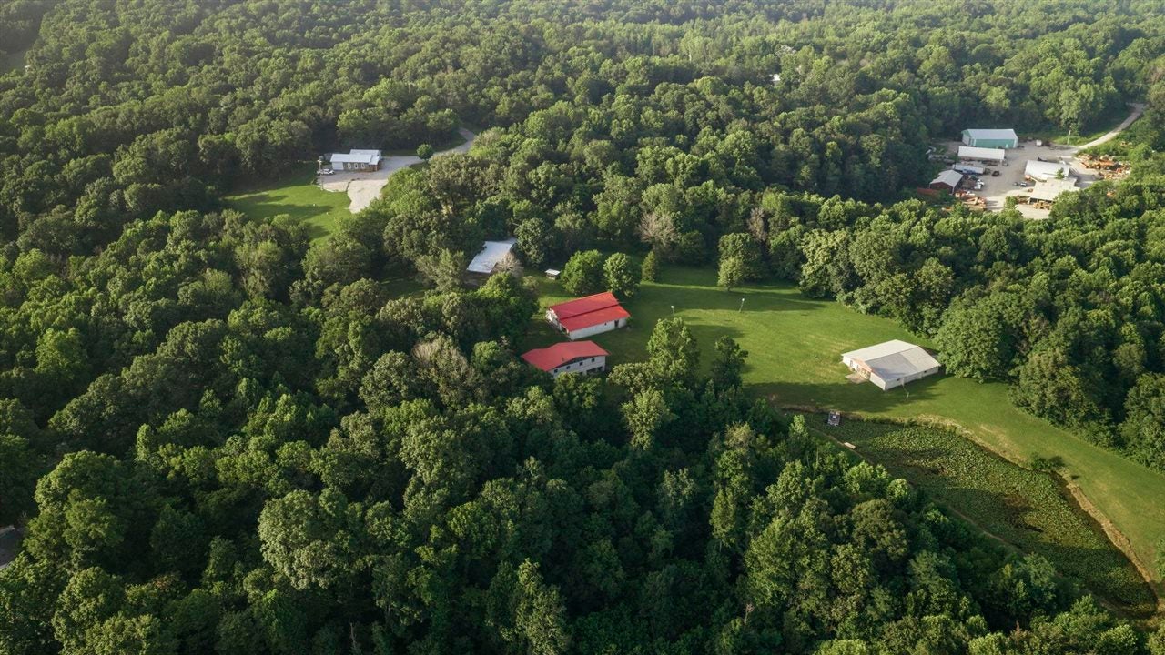 2927 Rochester Road Morgantown, KY 42261 - Photo 19 of 29 Gallery Image 19