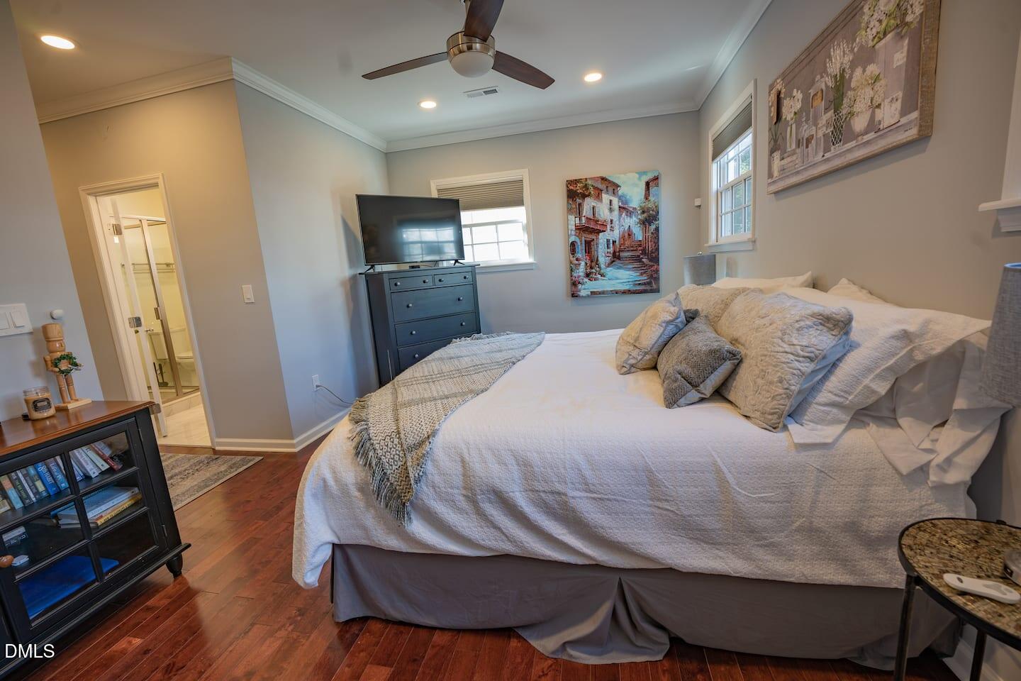 213 East South Street Raleigh, NC 27601 - Photo 8 of 13