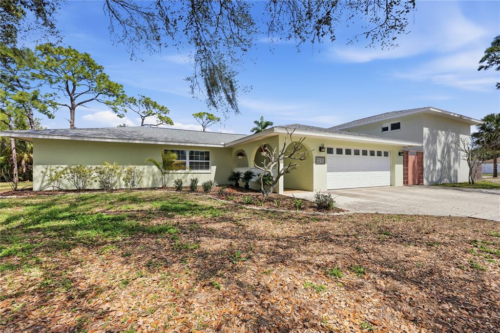 5251 Ashton Road Sarasota, FL 34233 - Photo 1 of 48