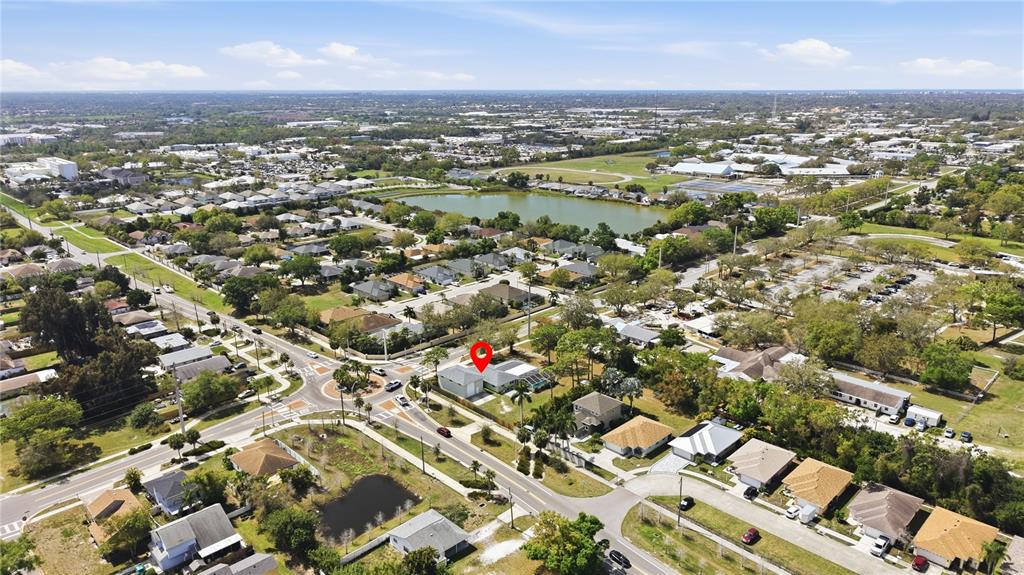 5251 Ashton Road Sarasota, FL 34233 - Photo 2 of 48