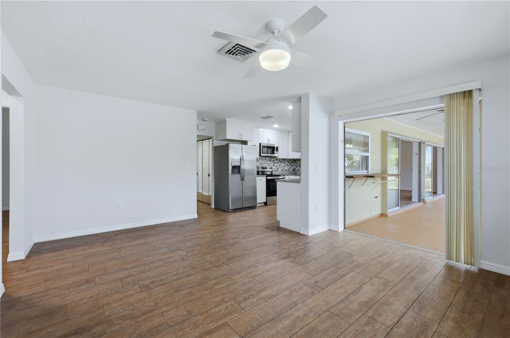 5251 Ashton Road Sarasota, FL 34233 - Photo 22 of 48