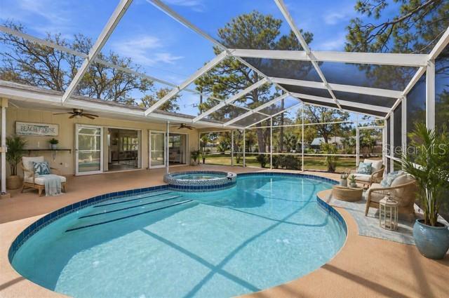 5251 Ashton Road Sarasota, FL 34233 - Photo 35 of 48
