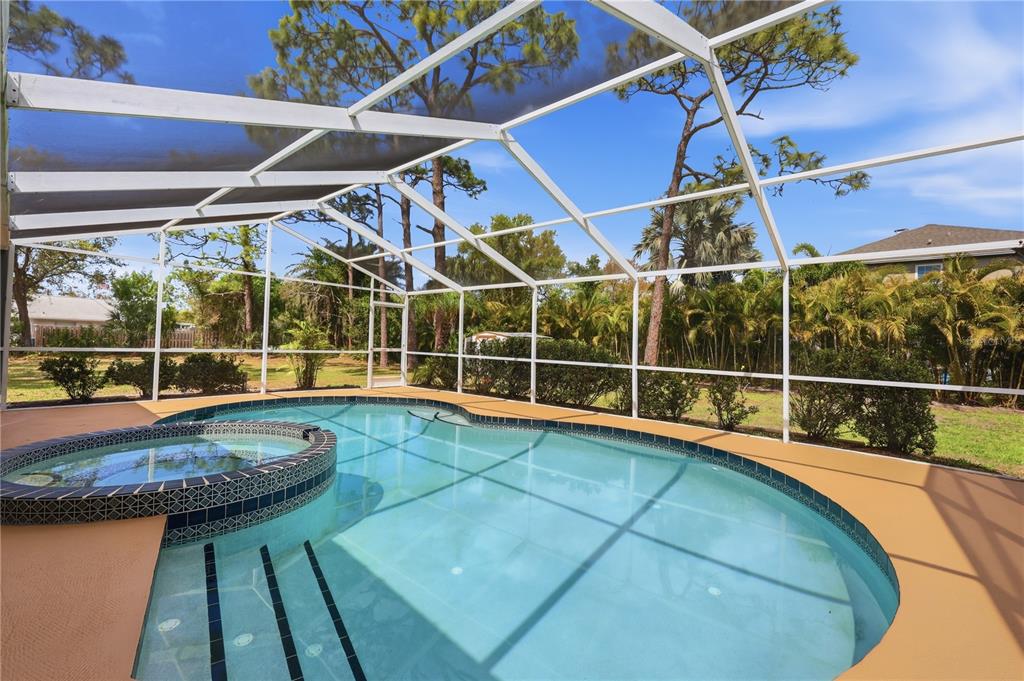 5251 Ashton Road Sarasota, FL 34233 - Photo 39 of 48
