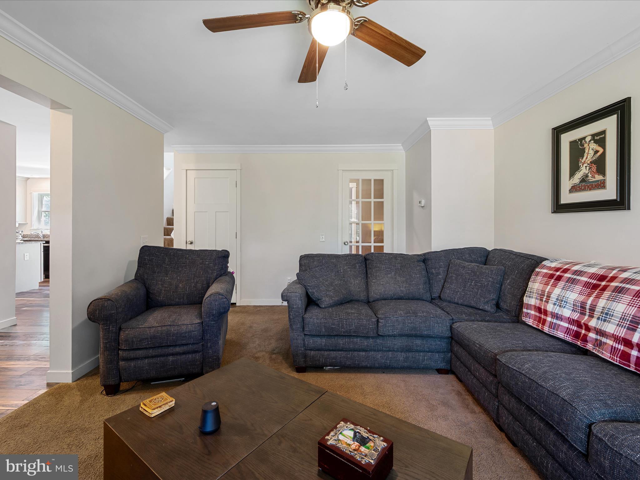231 Greenfield Road Front Royal, VA 22630 - Photo 15 of 38 a living room with furniture and a couch