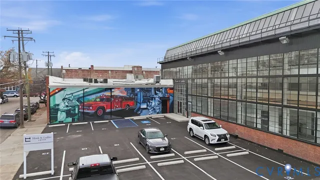 a car parked in front of a building