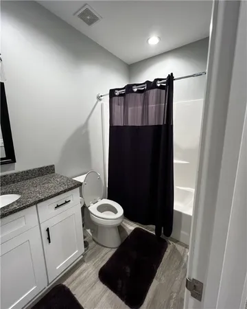 $1,800 | 214 North Main Street, Anderson, SC 29621