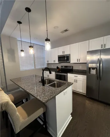 $2,300 | 214 North Main Street, Anderson, SC 29621