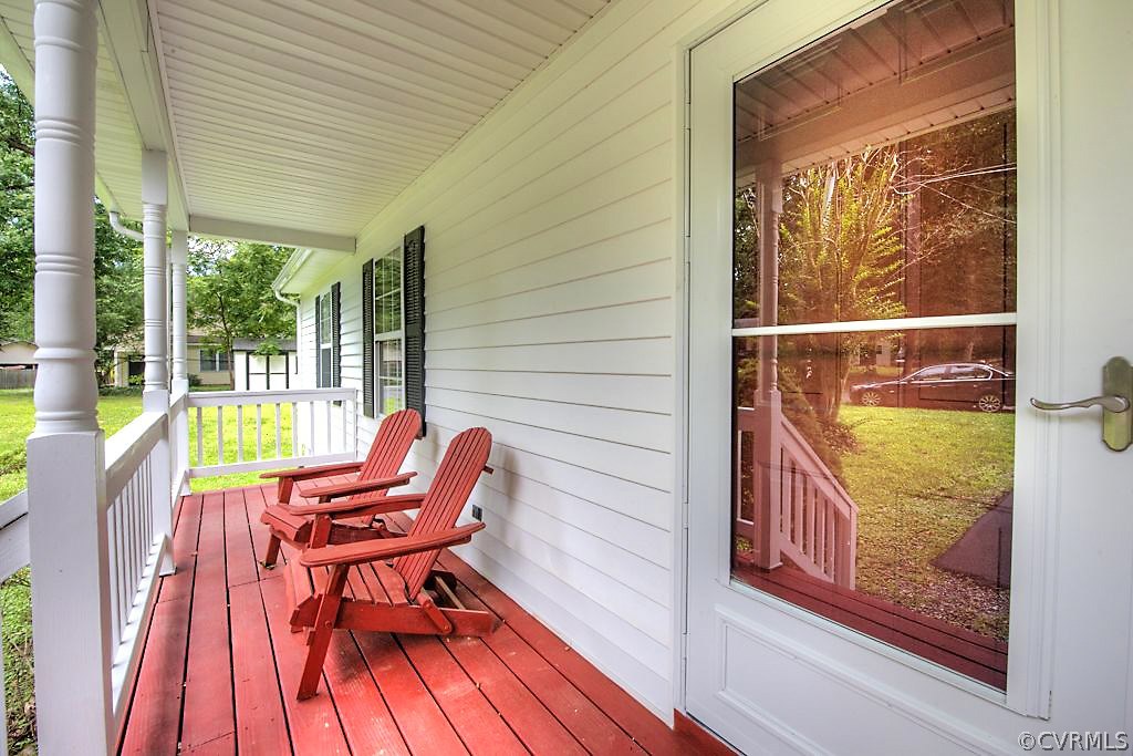 6421 Poplar Road Quinton, VA 23141 - Photo 7 of 32 Gallery Image 7