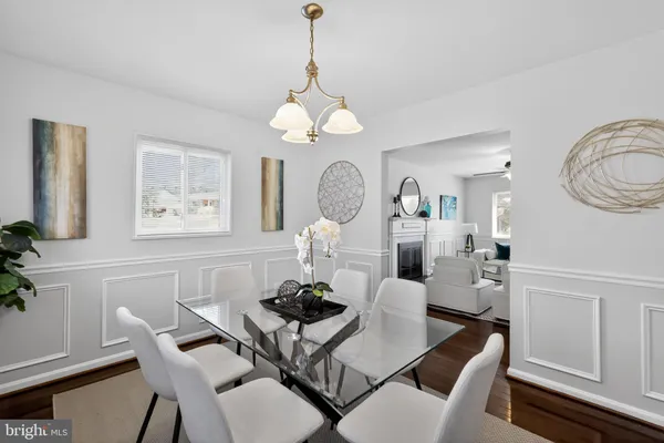 $899,900 | 3164 Patrick Henry Drive, Falls Church, VA 22044