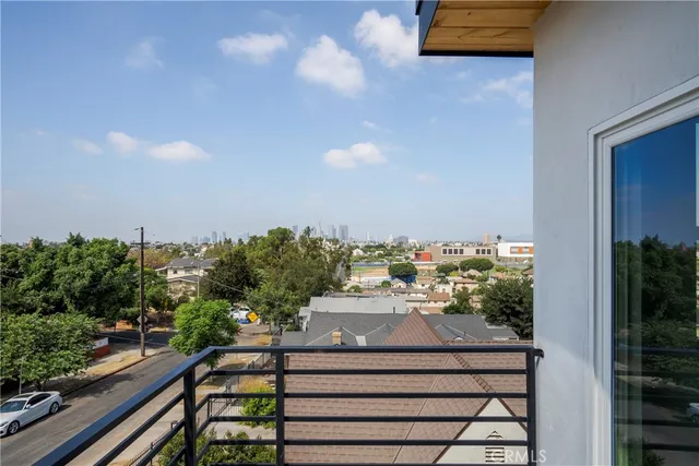 $3,199,995 | 2813 East 6th Street, Los Angeles, CA 90023