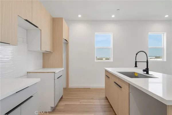 $3,199,995 | 2813 East 6th Street, Los Angeles, CA 90023