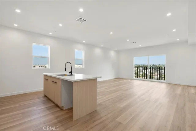 $3,199,995 | 2813 East 6th Street, Los Angeles, CA 90023