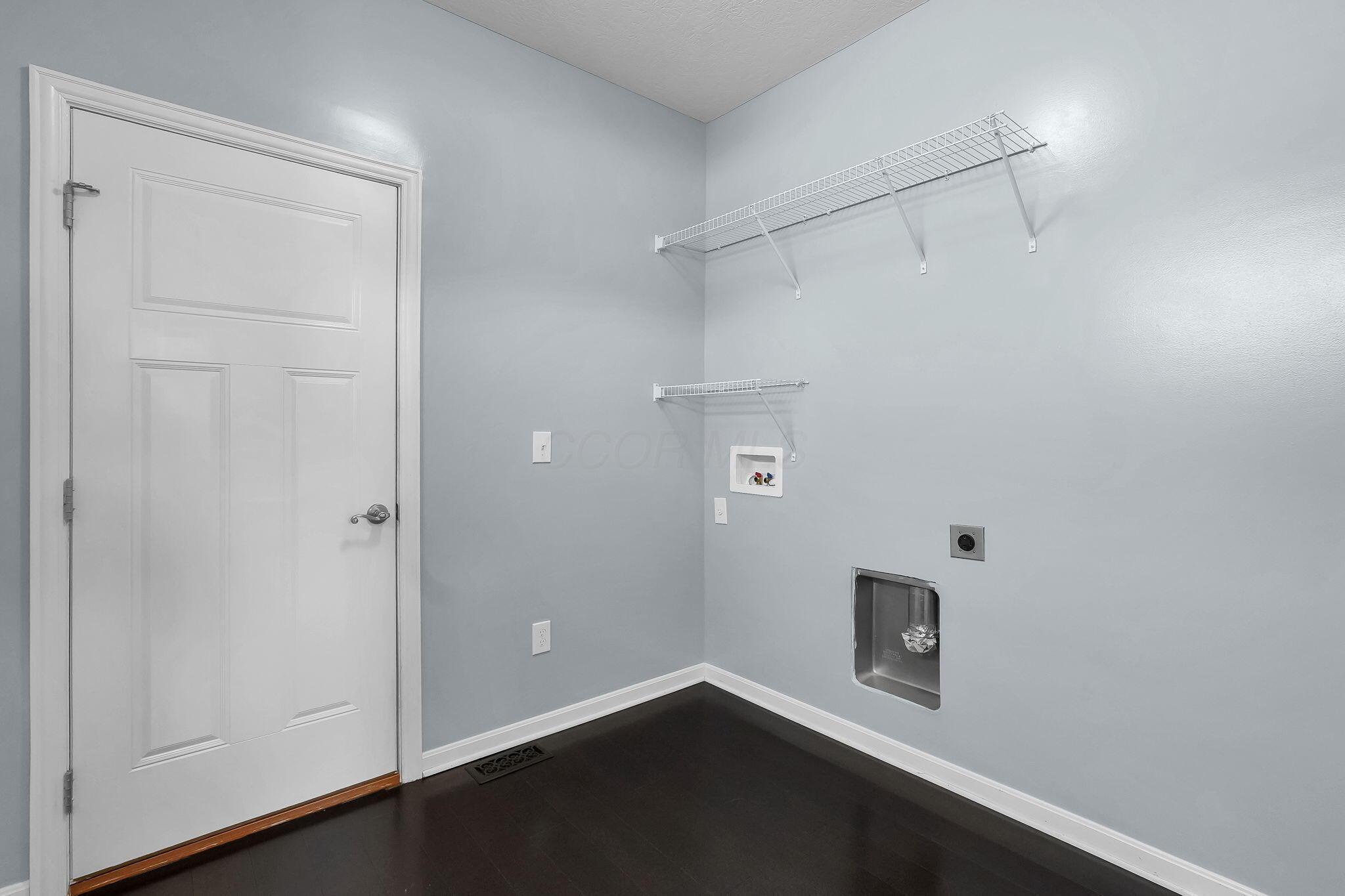 4945 Farview Road Columbus, OH 43231 - Photo 29 of 56 16-web-or-mls-4945-farview-rd