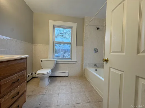 $3,200 | 157 Highway 17M, Harriman, NY 10926
