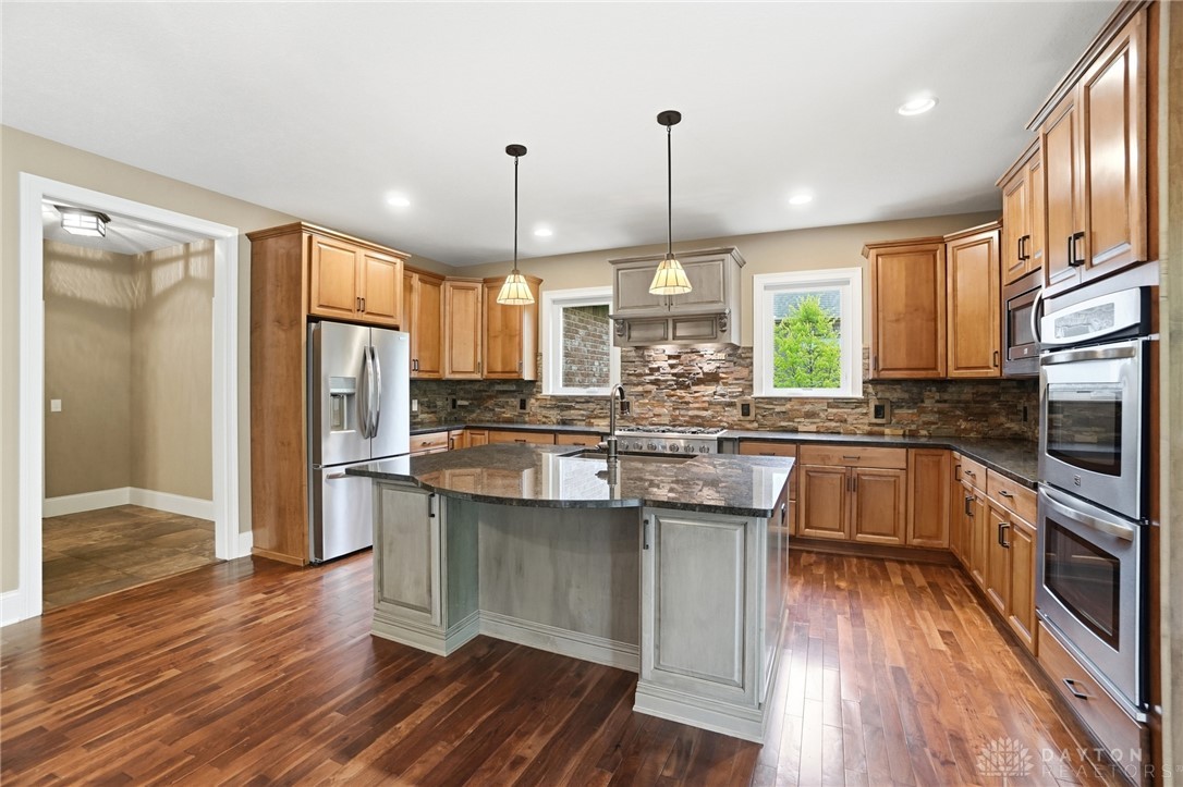 10989 Cold Spring Drive Dayton, OH 45458 - Photo 14 of 92