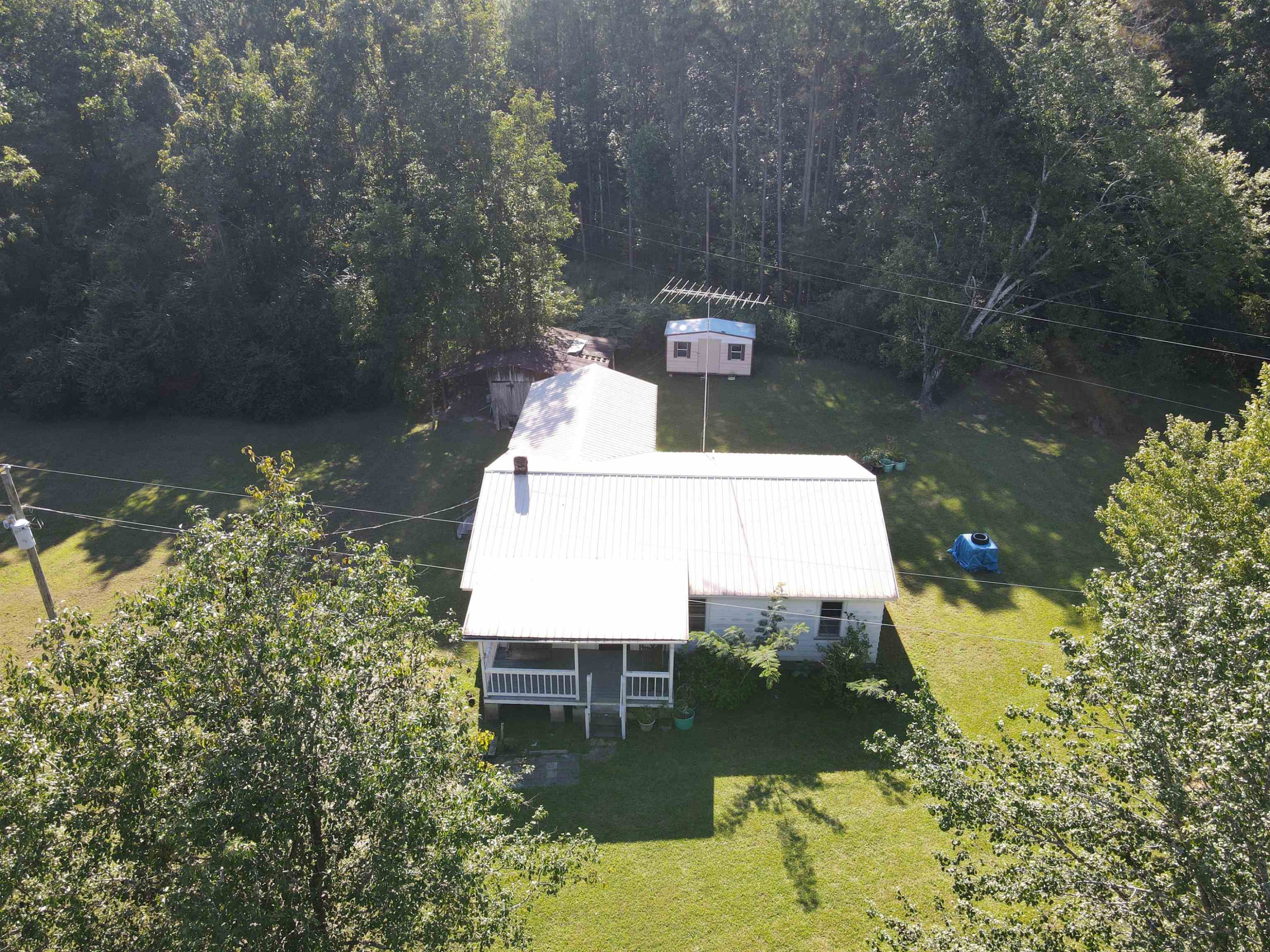 2502 Dunbar Road Decaturville, TN 38329 - Photo 11 of 38 Photo 11