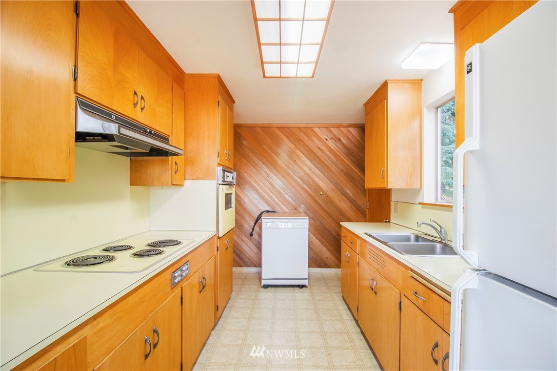 14662 Olympic View Loop Road Northwest Silverdale, WA 98383 - Photo 13 of 25 Gallery Image 13