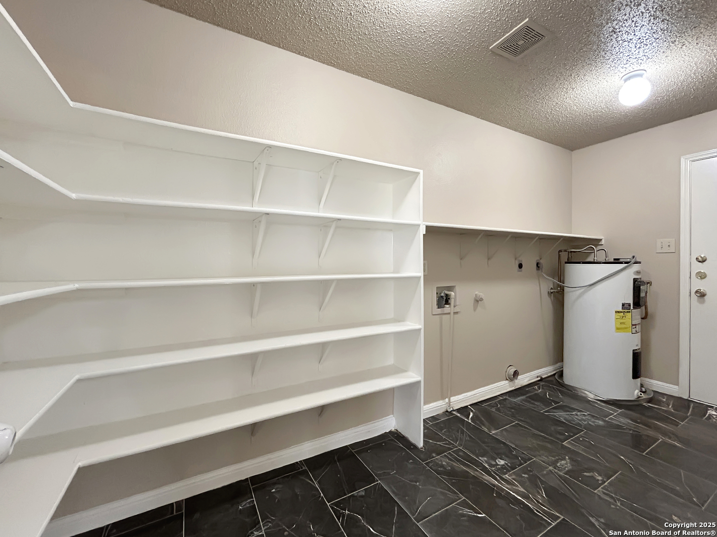 2910 Redsky Pass San Antonio, TX 78259 - Photo 8 of 28