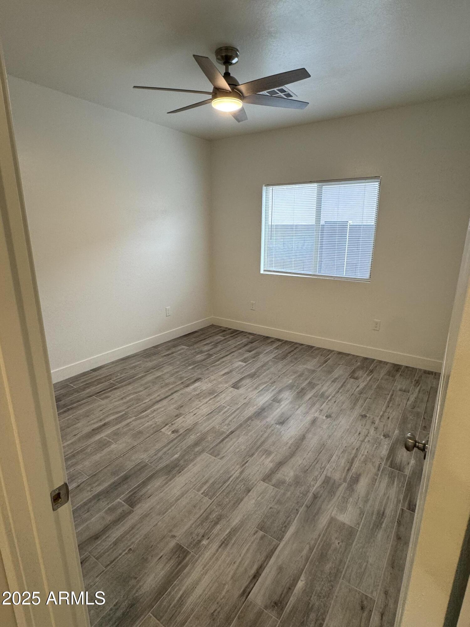 2814 East Roeser Road, Unit 2 Phoenix, AZ 85040 - Photo 12 of 14 IMG_2632