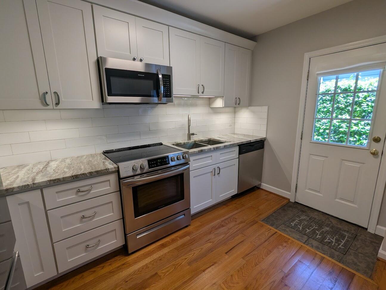 21 Hester Street, Unit 8 Charleston, SC 29403 - Photo 10 of 64 Kitchen