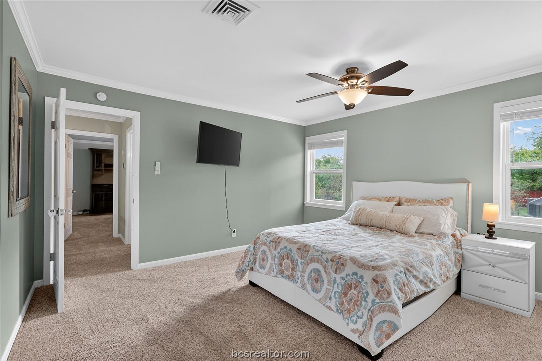 913 Park Lane Bryan, TX 77802 - Photo 27 of 50