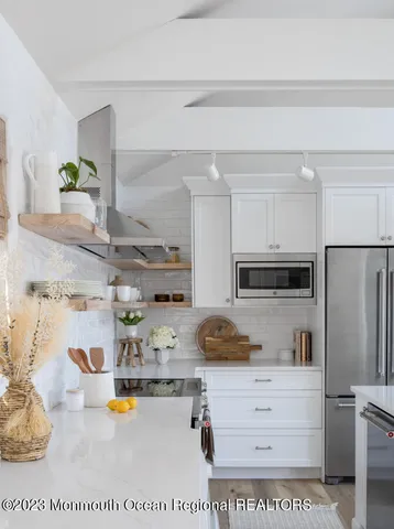 $5,000 | 76 Bridge Avenue, Unit REAR COTTAGE, Bay Head, NJ 08742