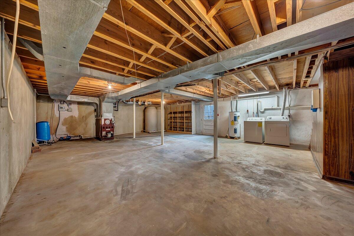 8450 Forest Road Goode, VA 24556 - Photo 46 of 49 a view of a garage