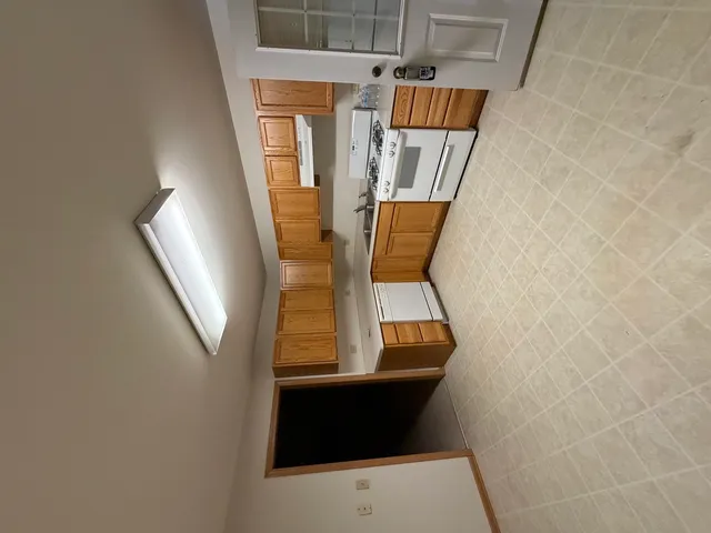 $1,500 | 790 West Highview Drive, Unit 2E, Antioch, IL 60002