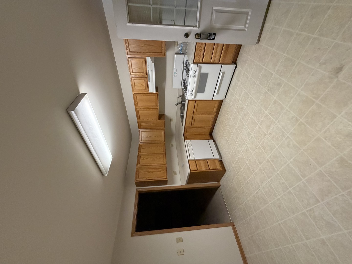 790 West Highview Drive, Unit 2E Antioch, IL 60002 - Photo 2 of 5 a view of entryway