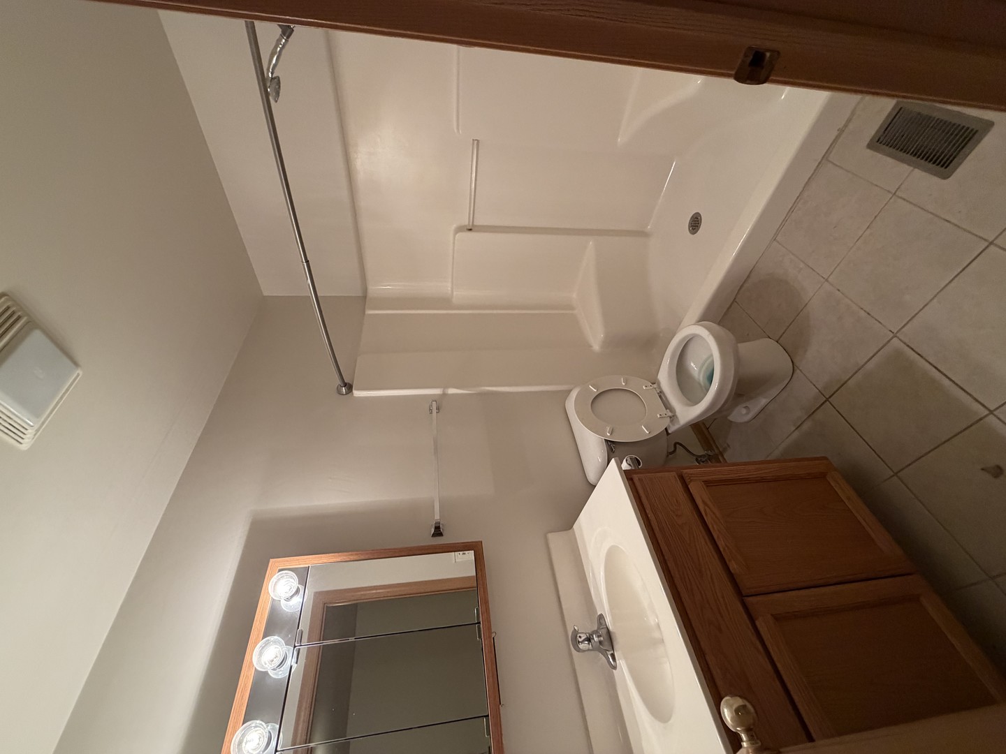 790 West Highview Drive, Unit 2E Antioch, IL 60002 - Photo 3 of 5 a view of storage and utility room