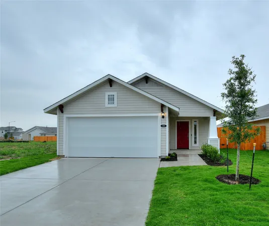 $1,995 | 208 Trailside Lane, Bastrop, TX 78602