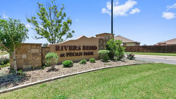 $1,995 | 208 Trailside Lane, Bastrop, TX 78602