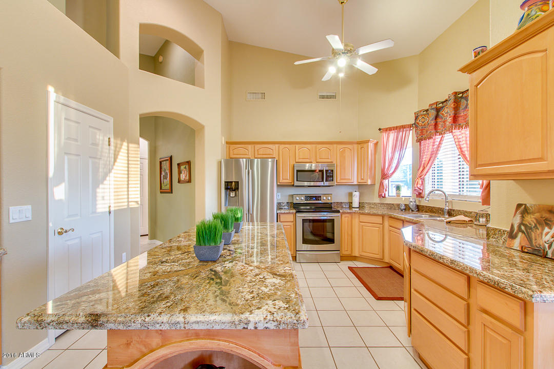 70 North Geronimo Road Apache Junction, AZ 85119 - Photo 25 of 61 30-Geronimo