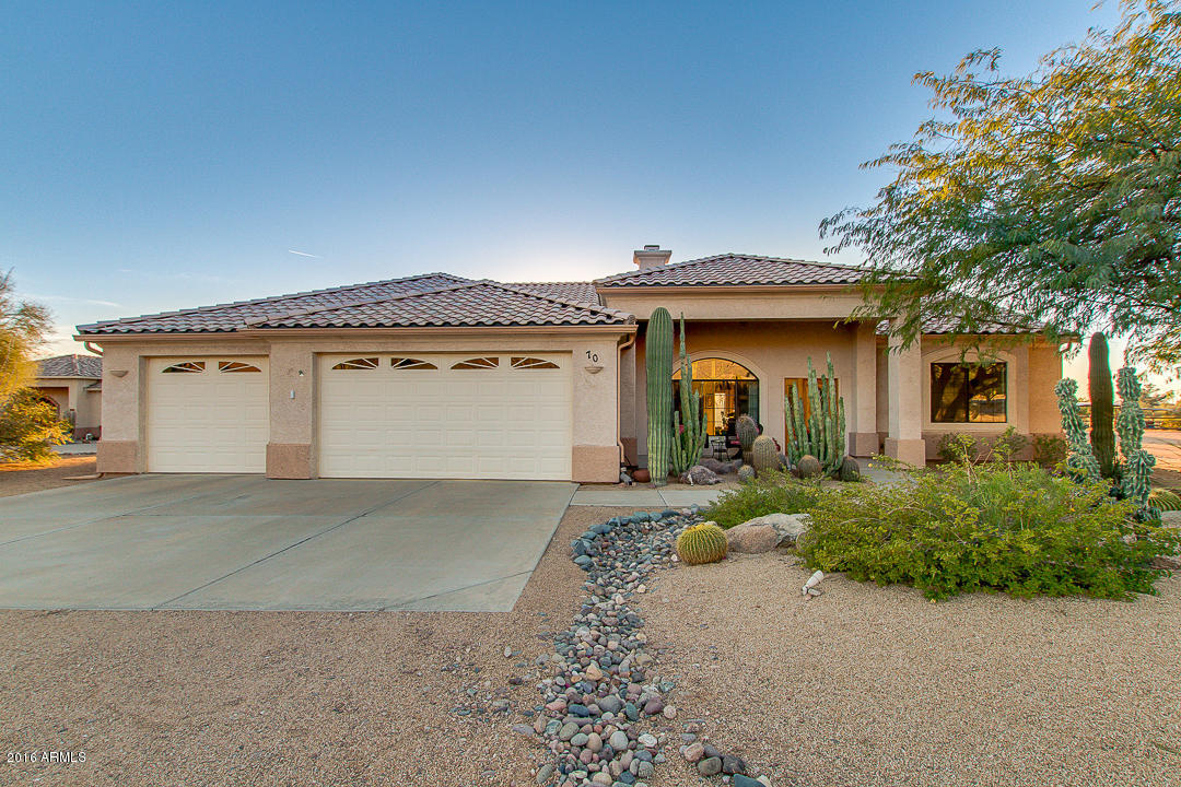 70 North Geronimo Road Apache Junction, AZ 85119 - Photo 4 of 61 12-Geronimo